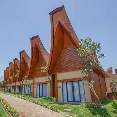 Shanaya Resort Malang Exterior photo