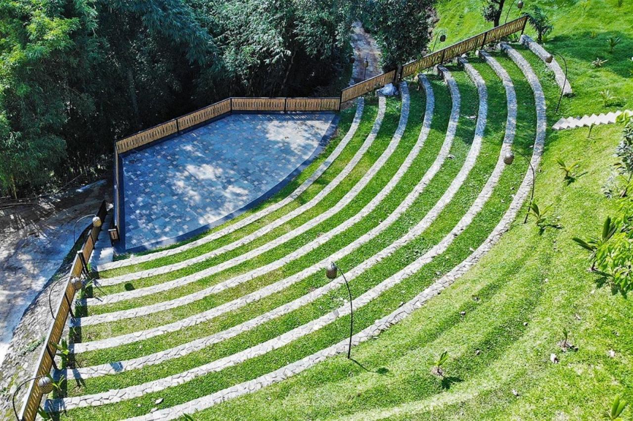 Shanaya Resort Malang Exterior photo